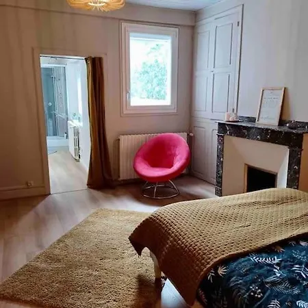 Maison *